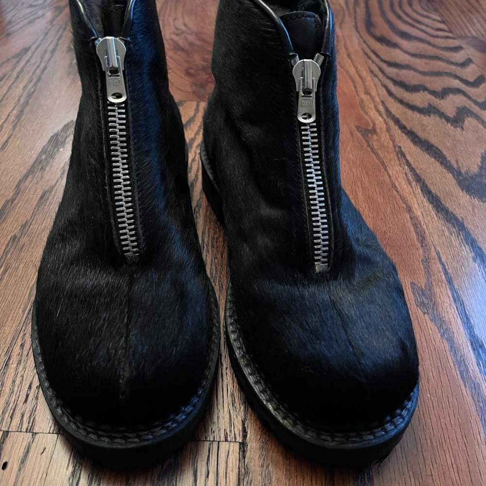 Black Pony Swiss Zippered Ankle Boots ladies 7 men’s 5